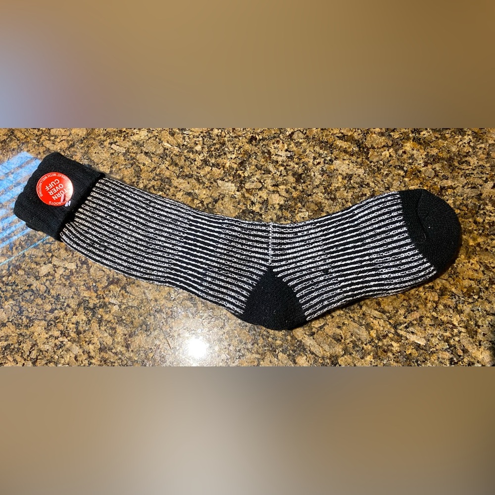 Women's Heat Holders Rachel Ribbed Boot Socks